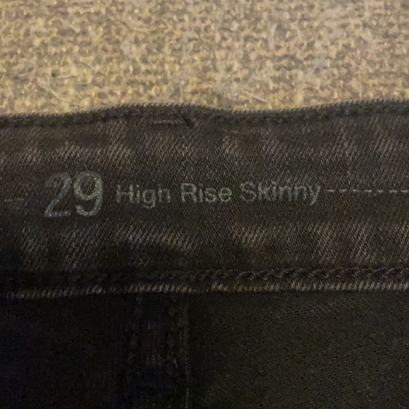 Black Levi’s Jeans - Picture 3 of 4
